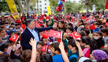 Bayraklı’da 23 Nisan şenlikleri başladı