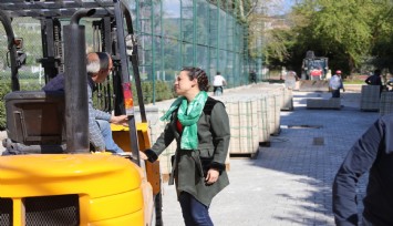 Efes Selçuk'ta çalışmalar sürüyor, Cumhuriyet mahallesinde yollar yenileniyor