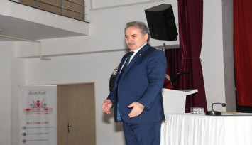 Bornova Atatürk'ü andı