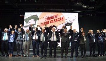 İYİ Parti İzmir adaylarından iddialı başlangıç: Anahtarı almaya geldik