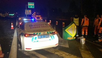 İzmir'de otomobil bariyerlere çarptı: 1 ölü