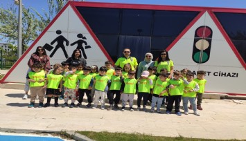 Aliağa'da öğrencilere trafik eğitimi