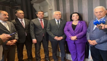 Azeri milletvekillerinden İzmir çıkarması