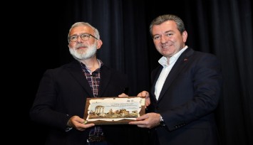 Bergama’da ‘İstanbul’un Fethi’ konulu konferans