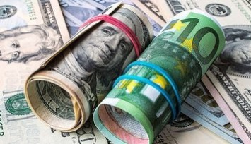 Dolar ve Euro uçuşta