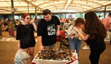 Karşıyaka’da ikinci el eşyalar yeniden hayat buluyor