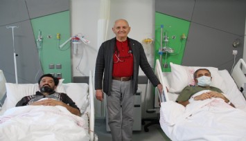 26 yıl önce babalarına nakil yapan doktor bu kez çocuklarından nakil yaptı