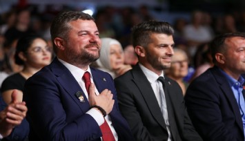 12. Uluslararası Balkan Şenliği Buca’ya renk kattı