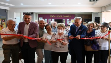 55. Yıl coşkusunu Bornova'da kutladı