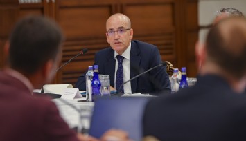 Bakan Şimşek'ten ekonomi gündemine dair önemli açıklamalar