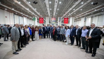 Başkan Tugay muhtarlarla buluştu