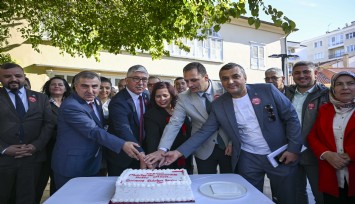 Bornova’da 19 Ekim Muhtarlar Günü dayanışması