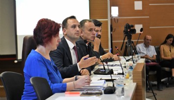 Bornova’da 2025 Yılı’na sosyal yardım odaklı bütçe