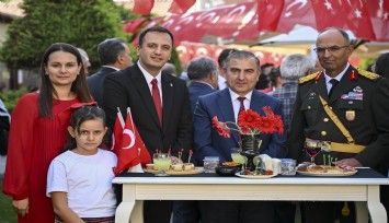 Bornova’da Cumhuriyet coşkusu