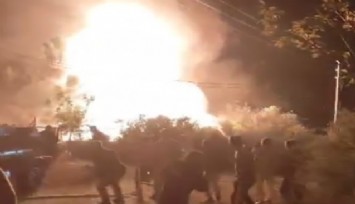 Buca'da yanan evde tüp bomba gibi pataldı: O anlar kameraya yansıdı