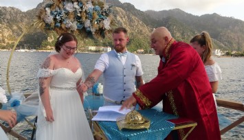 İngilizler en çok Marmaris'te evlenmeyi seviyor