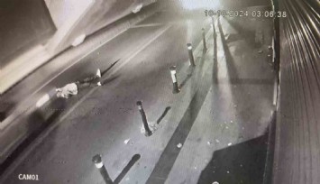 İstanbul'da yolun ortasına yatan adama araba çarptı