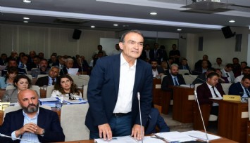 İzmir Büyükşehir Belediyesi Başkan Vekili  Yıldır’dan Kırkpınar’a yanıt: Ucuz ve pespaye şov