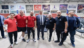 İzmir Büyükşehir’den amatör spor kulüplerine 22 milyon liralık can suyu