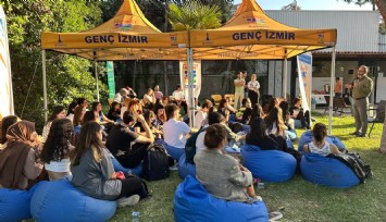 İzmir'de gençlerin deneyim yolculuğu'' başladı