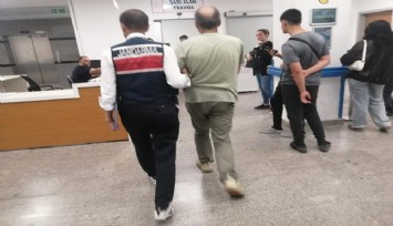 İzmir'de jandarma kontrolünden kaçamadı: Terör ögütü üyesi kıskıvrak yakalandı