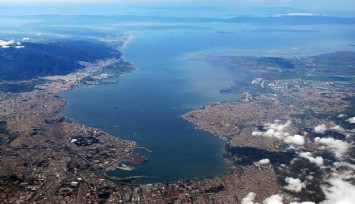 İzmir Körfezi'nde hangi başkan ne yaptı? Son 40 yılı özetleyen belgesel