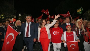 Karşıyaka’da 101. yıla muhteşem kutlama
