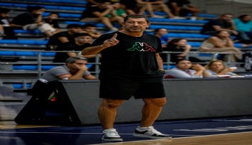 Karşıyaka, ilk galibiyetini taraftarının önünde aldı