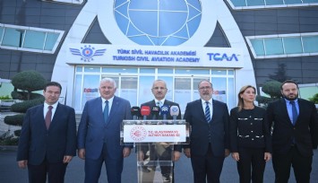 Bakan Uraloğlu'ndan İzmir'e yeni hat müjdesi:  İzmir-Elazığ, İzmir-Nevşehir, İzmir-Sivas, İzmir-Şanlıurfa seferleri başlayacak