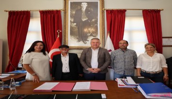 Urla’da köylere ait parseller, kooperatiflerle köylere geri veriliyor