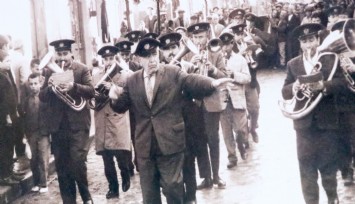 100 yıl önce savaş ganimetleriyle kurulan tarihi bandonun belgeseline ödül