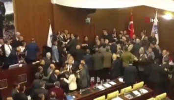 Ankara Büyükşehir Belediye Meclisi'nde Candan Erçetin krizi