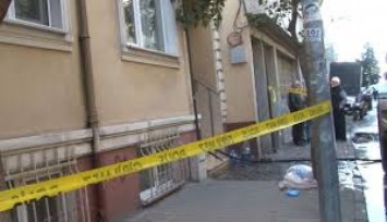 Bayrampaşa’da 86 yaşındaki adam silahlı saldırıya uğradı