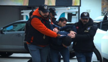 Çeşme'de 3 kişiyi başından vuran şahsın ilginç savunması:  Kafa attılar ben de ateş ettim