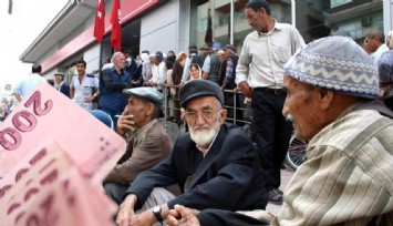 Emeklinin IBAN’ına 2025 yılında aylık 15 bin TL ödeme yatacak!