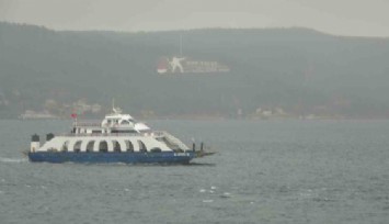 Fırtına nedeniyle Bozcaada ve Gökçeada’ya feribot seferleri yapılamıyor