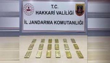 Ayakkabılarının içerisinden 54 milyon TL’lik külçe altın çıktı