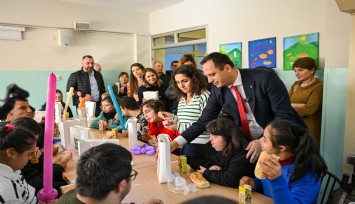 Bornova’da özel çocuklar anlamlı buluşma