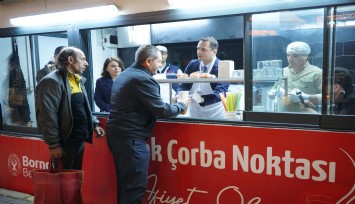 Bornova’da soğuk kış günlerinde içleri ısıtan hizmet