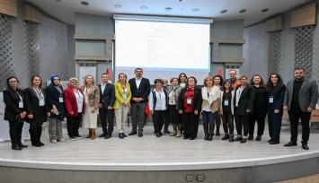 Bornova Kent Konseyi Kadın Meclisi Kadın Meclisi Başkanlığı'na Özgül Ağırbasan seçildi