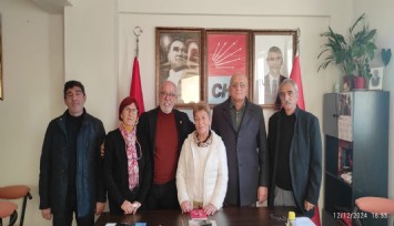 Foça CHP'yi ilçe kongresine taşıyacak geçiçi kurul atandı