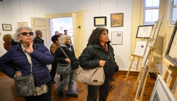 Galeri Hamam Sanat kapılarını Bornova’da açtı
