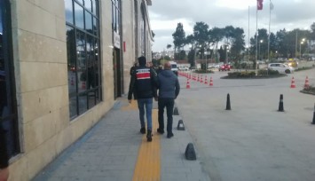 İzmir'de terör örgütü üyelerine operasyon: 5 gözaltı