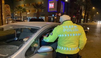 İzmir'de yılbaşı gecesi bin 432 trafik polisi görevde