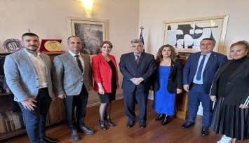 Karabağlar Belediyesi komisyon üyelerinden Yunanistan İzmir Başkonsolosluğuna ziyaret