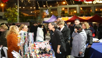 Karabağlar’da Yılbaşı Panayırı başladı