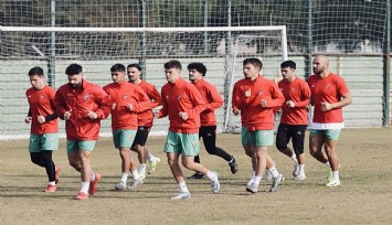 Karşıyaka’da oyuncular alacakları için TFF’ye başvuruyor
