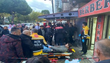Konak'ta berbere saldırı: 4 yerinden silahla vurdu