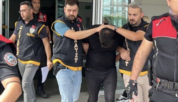Manisa'da eşini boğarak öldüren cani koca hakim karşısında