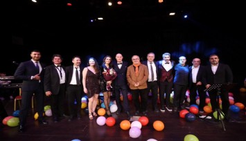 Sunshine Band Yeni Yıl Konseriyle Güzelbahçelileri coşturdu